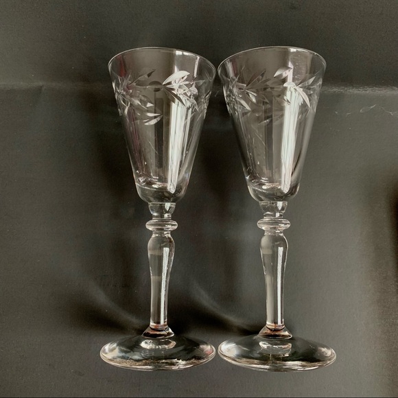 Rock Sharpe etched Leaves & Berries Etched Crystal Cordial Liquor glassses - Picture 4 of 16